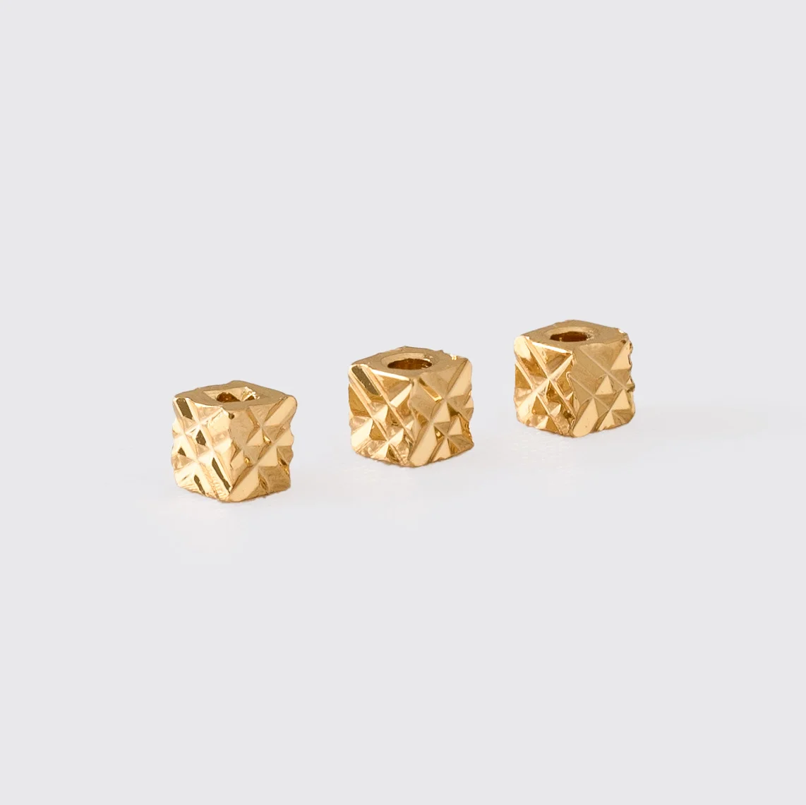 H R Cuadrado x 3  3.5 mm