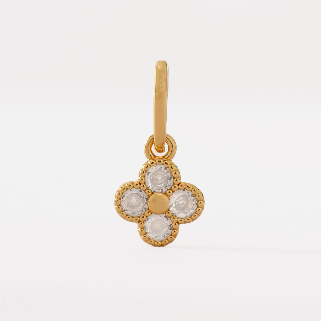 D Clover Motif